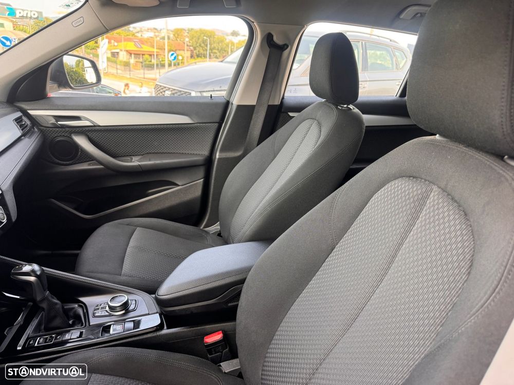 BMW X2 25 e xDrive - 11