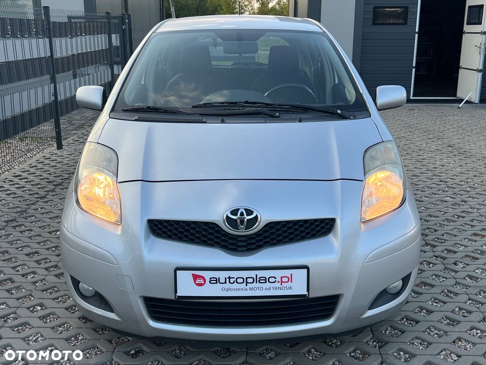 Toyota Yaris 1.4 D-4D Cool - 2