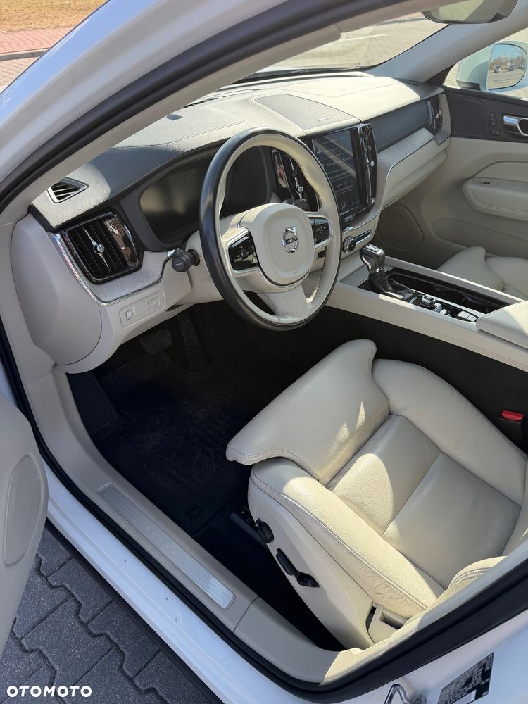Volvo XC 60 T5 AWD Inscription - 8