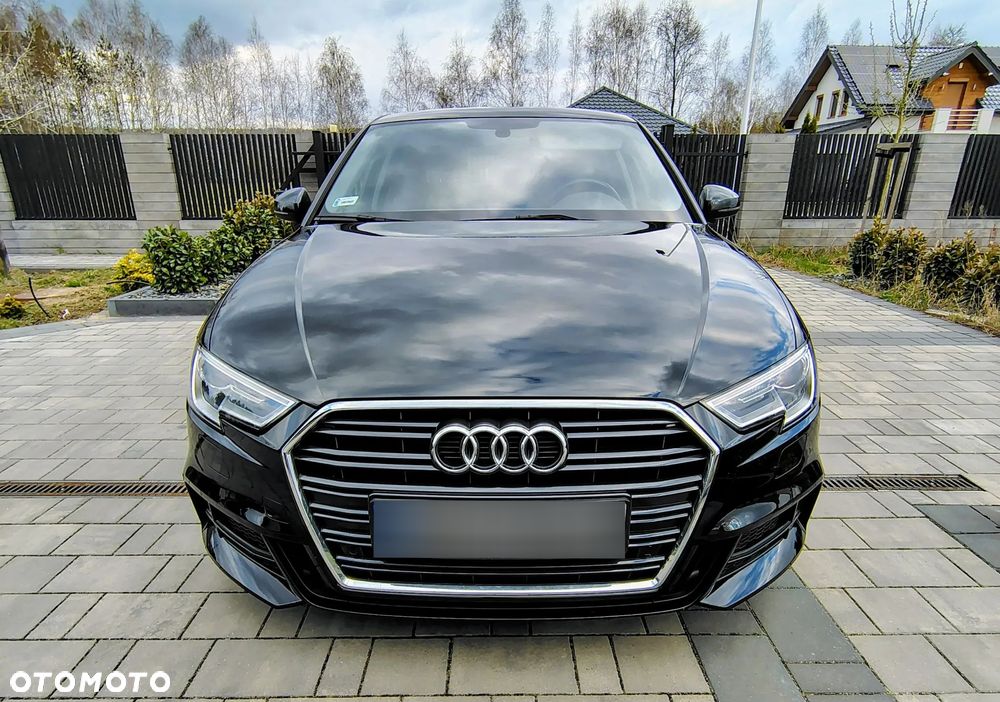 Audi A3 Sportback 35 TFSI S Line - 1