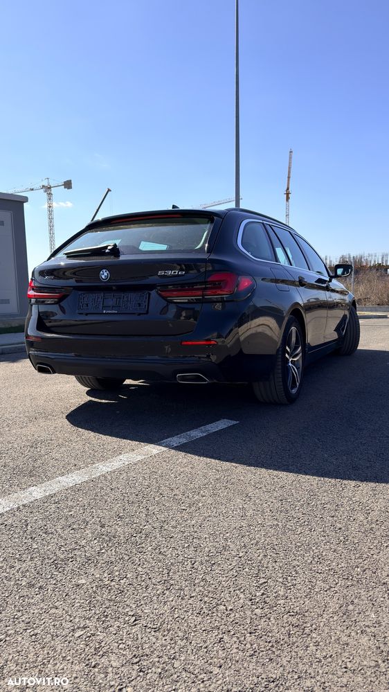 BMW Seria 5 530e xDrive Aut. - 7