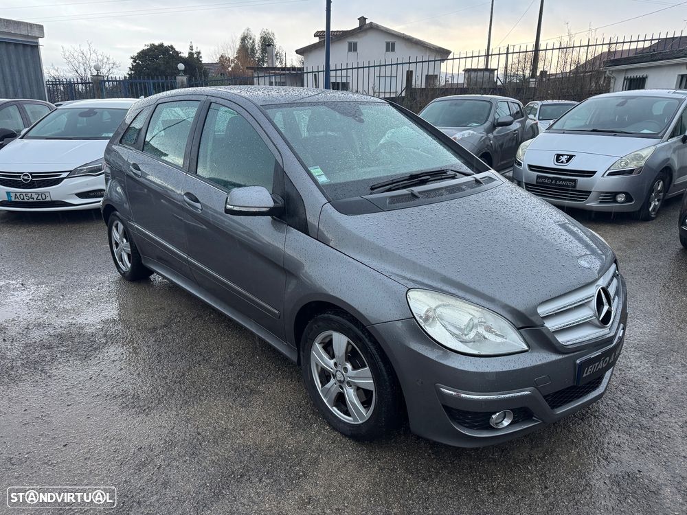Mercedes-Benz B 180 CDI - 25