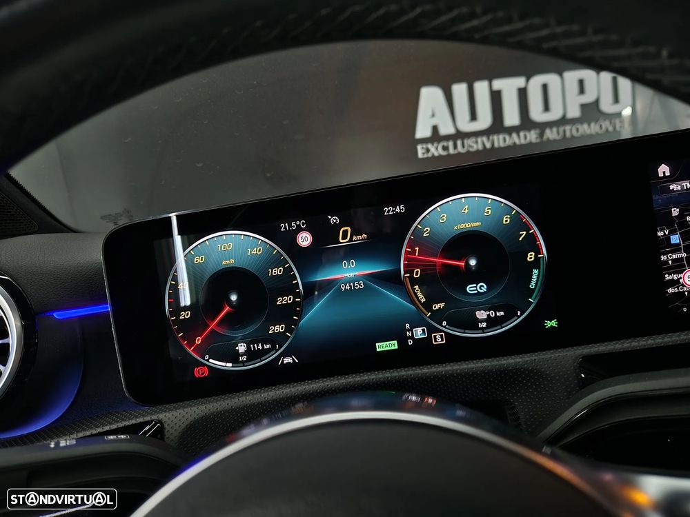 Mercedes-Benz A 250 Limousine e AMG Line - 18