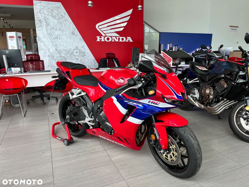 Honda CBR - 1