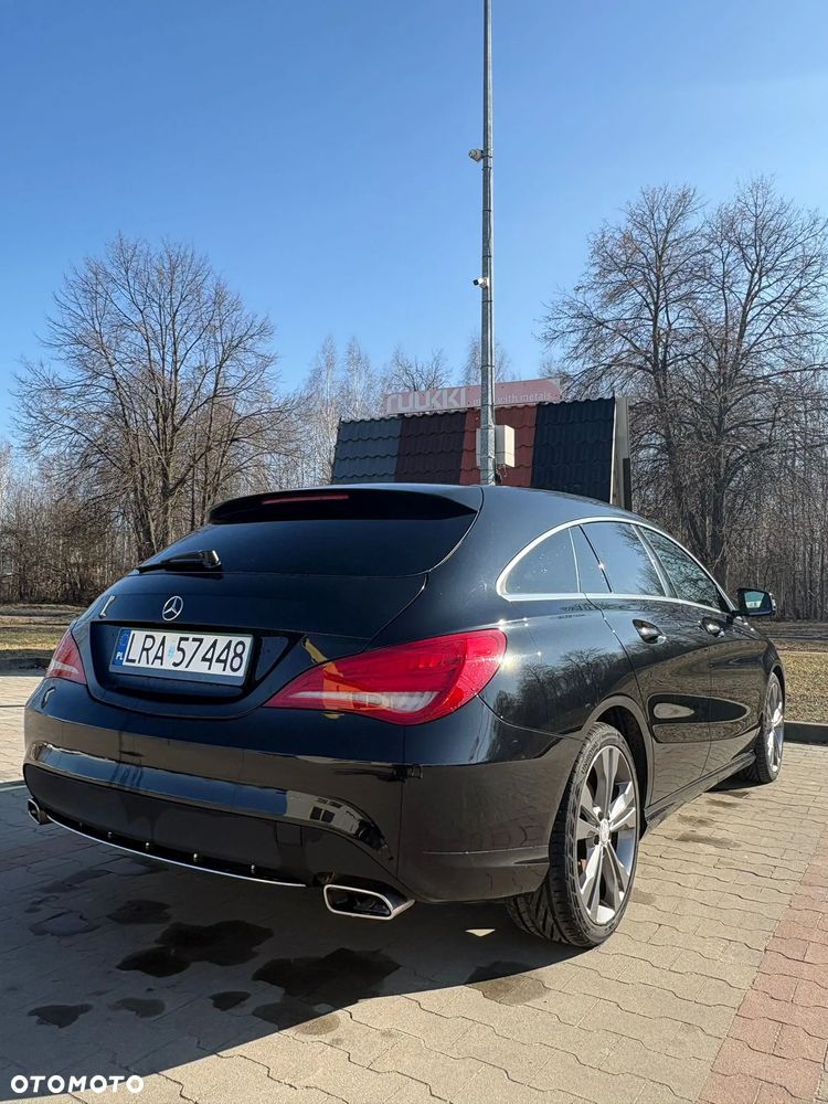 Mercedes-Benz CLA 180 UrbanStyle Edition - 3
