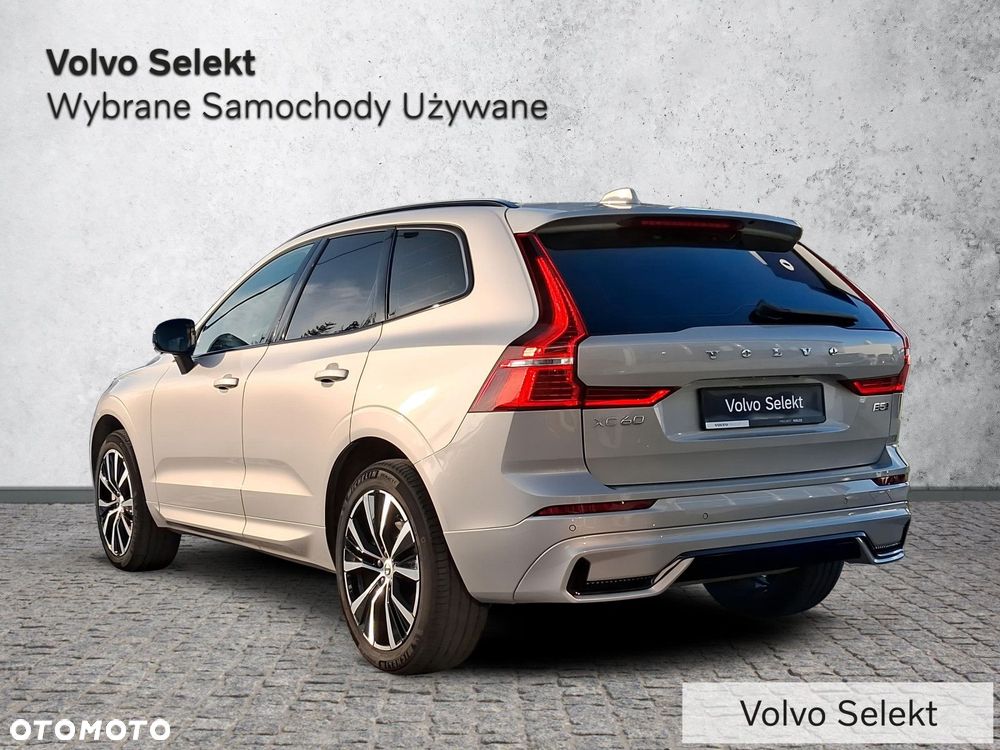 Volvo XC 60 - 4