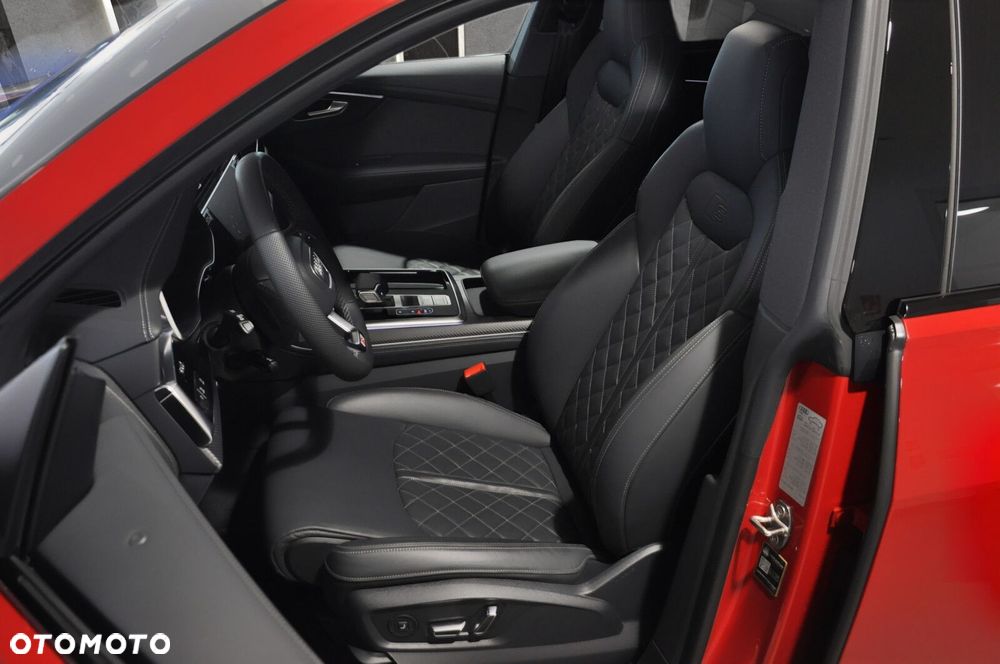 Audi SQ8 - 11