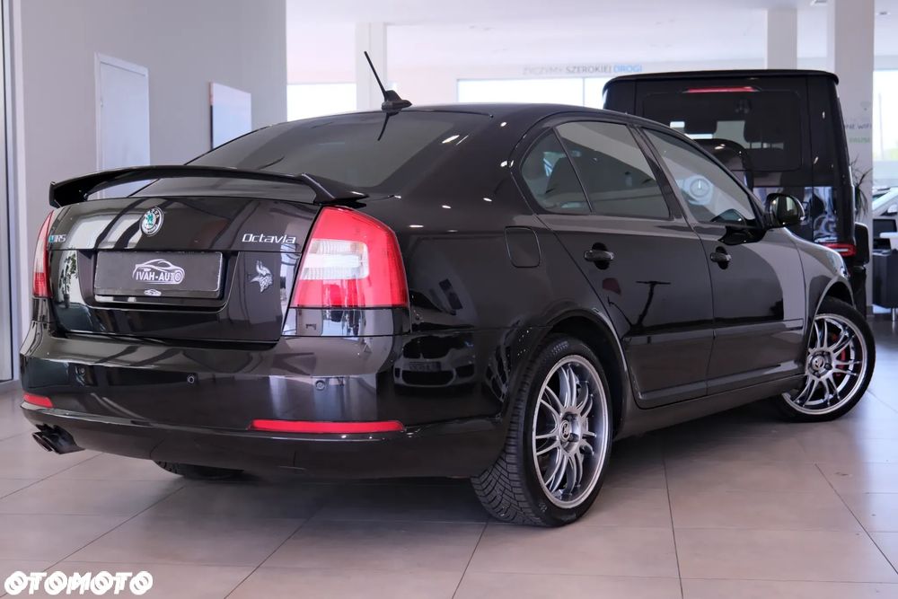 Skoda Octavia 2.0 TFSI RS DSG - 13