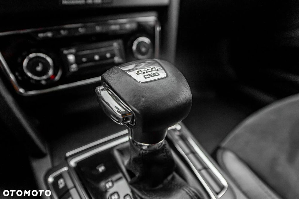 Skoda Superb 3.6 FSI 4x4 Elegance DSG - 29