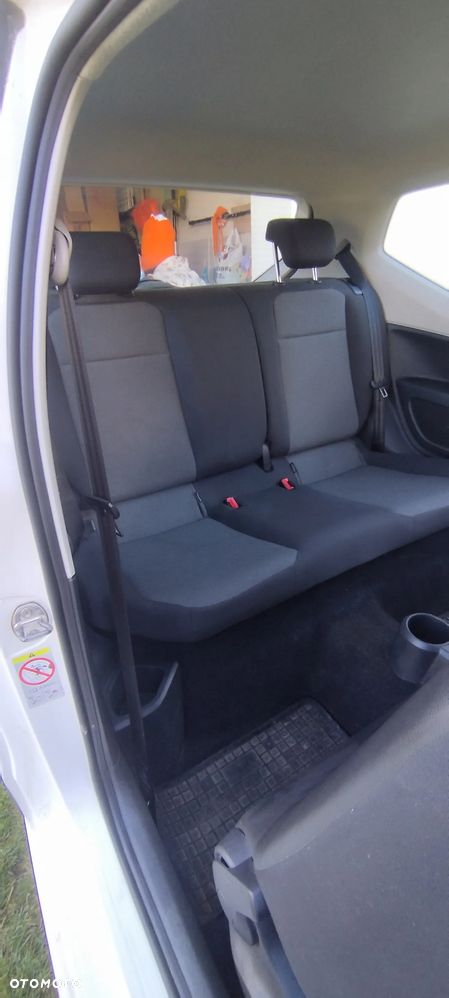 Volkswagen up! - 13