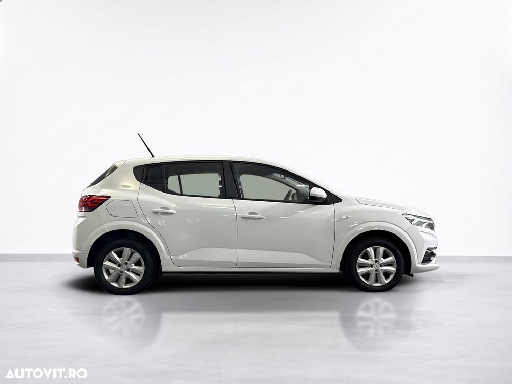 Dacia Sandero - 7
