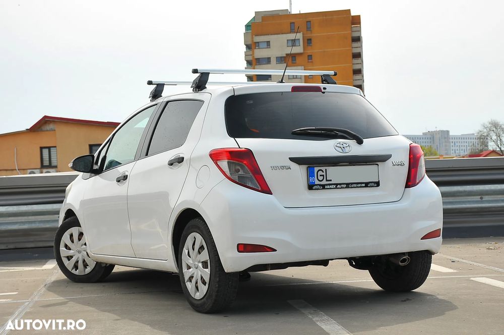 Toyota Yaris - 3