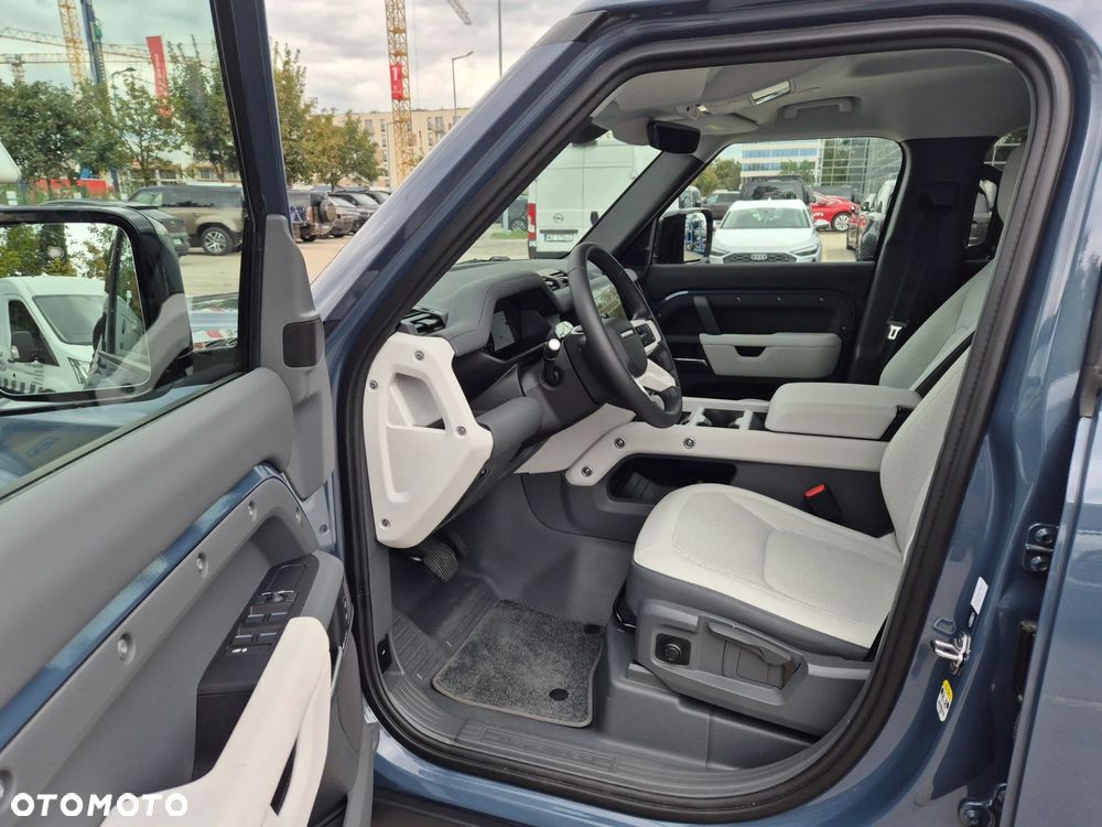 Land Rover Defender 3.0 D250 mHEV S - 14