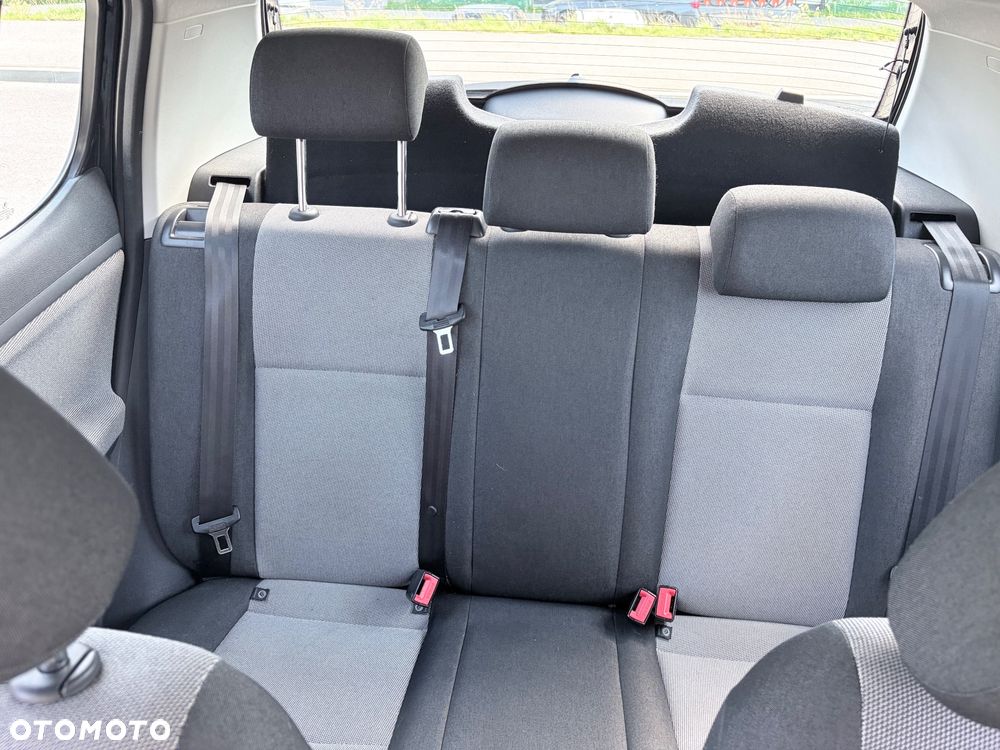 Skoda Fabia 1.2 HTP - 11