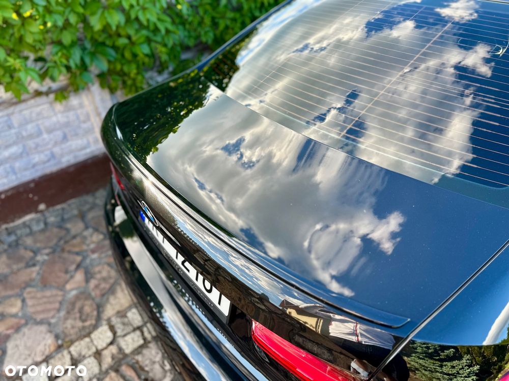 BMW Seria 3 320d xDrive M Sport Shadow sport - 10