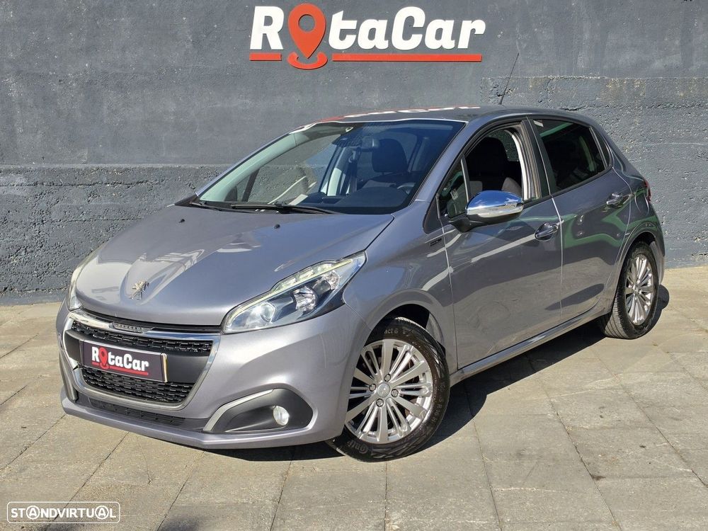 Peugeot 208 1.2 PureTech Signature - 2