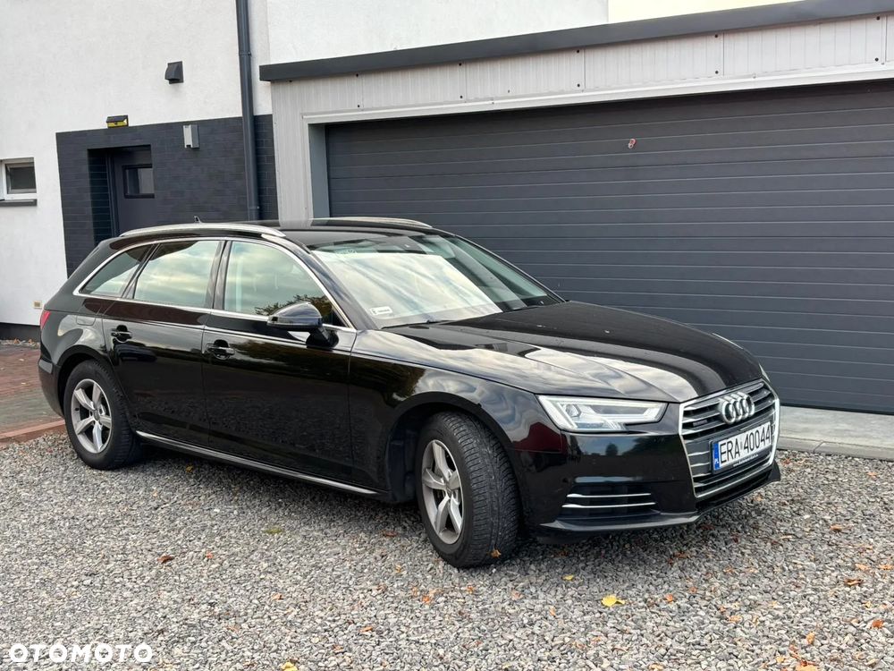 Audi A4 - 1