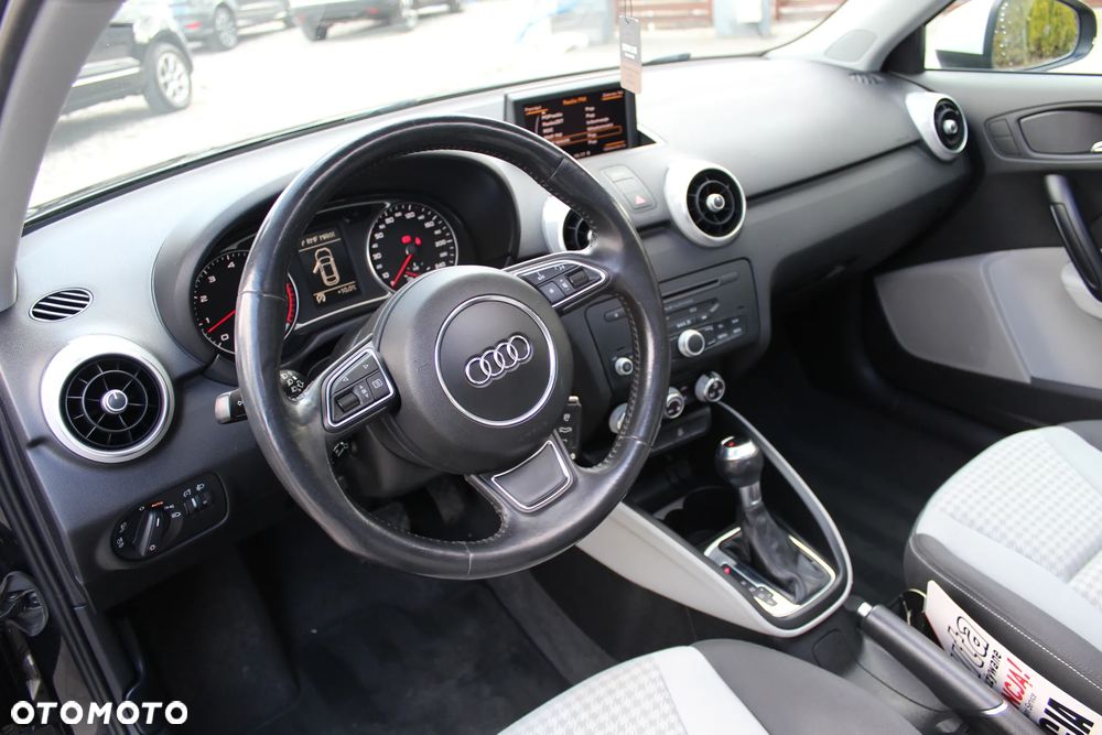 Audi A1 3-drzwiowe 1.4 TFSI S tronic S line edition - 16