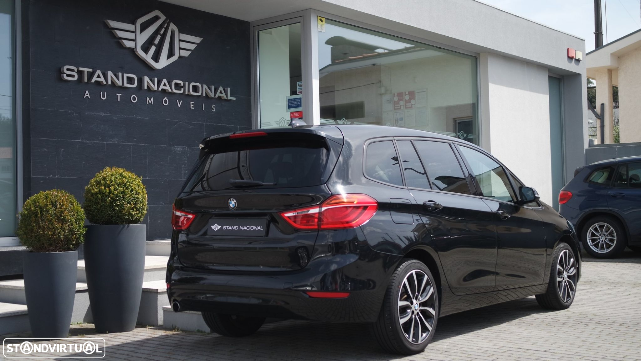 BMW 216 Gran Tourer - 4