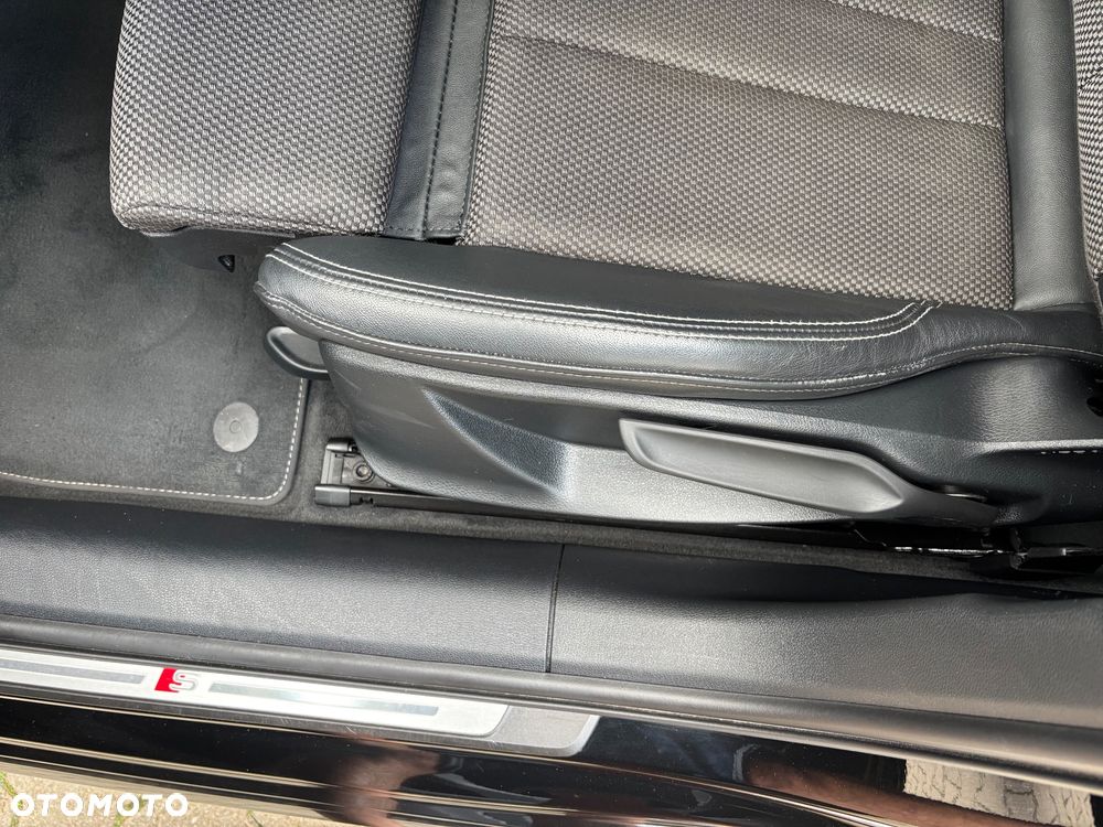 Audi A4 Avant 40 TFSI mHEV S Line S tronic - 16