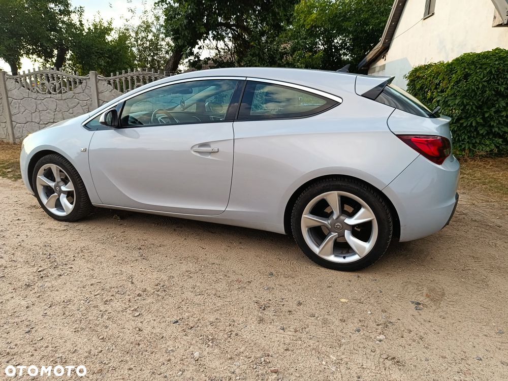 Opel Astra - 11