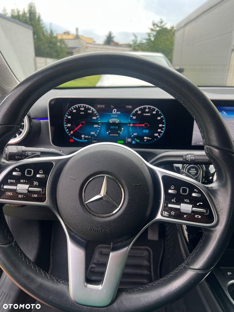 Mercedes-Benz Klasa A 250 E 8G-DCT Progressive - 26