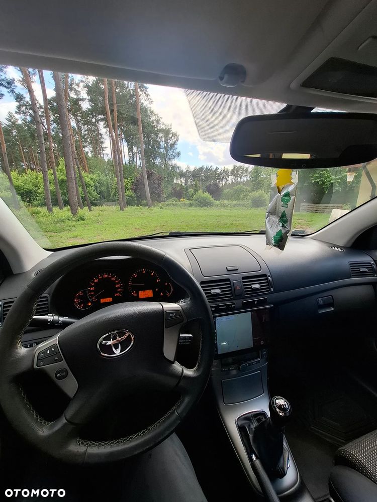 Toyota Avensis 2.2 D-CAT Executive - 10