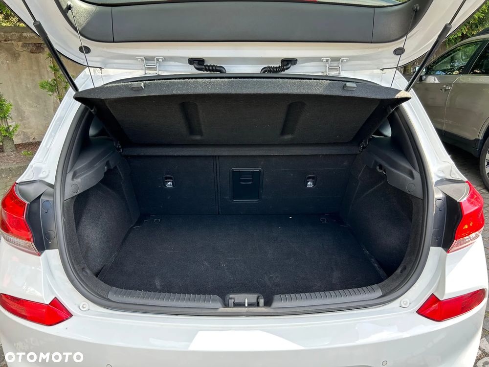 Hyundai i30 1.6 D Comfort - 5
