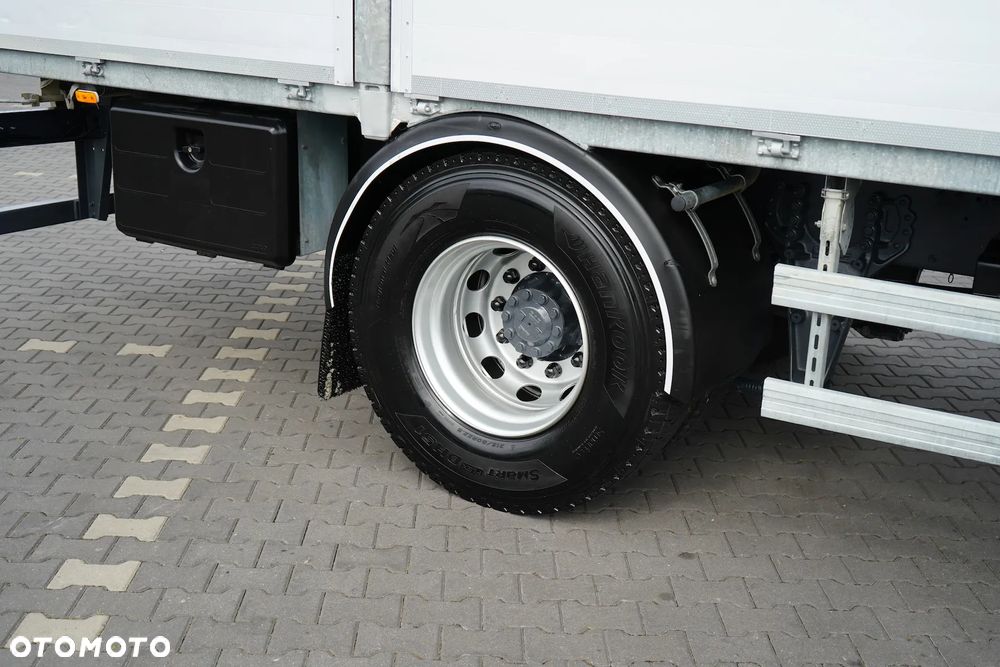 DAF / LF / 250 / SKRZYNIOWY + HDS / HYVA HB-150 / PILOT / ROTATOR - 30