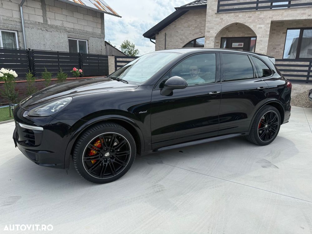 Porsche Cayenne 3.0 L - 10