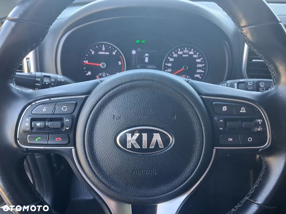 Kia Sportage - 16