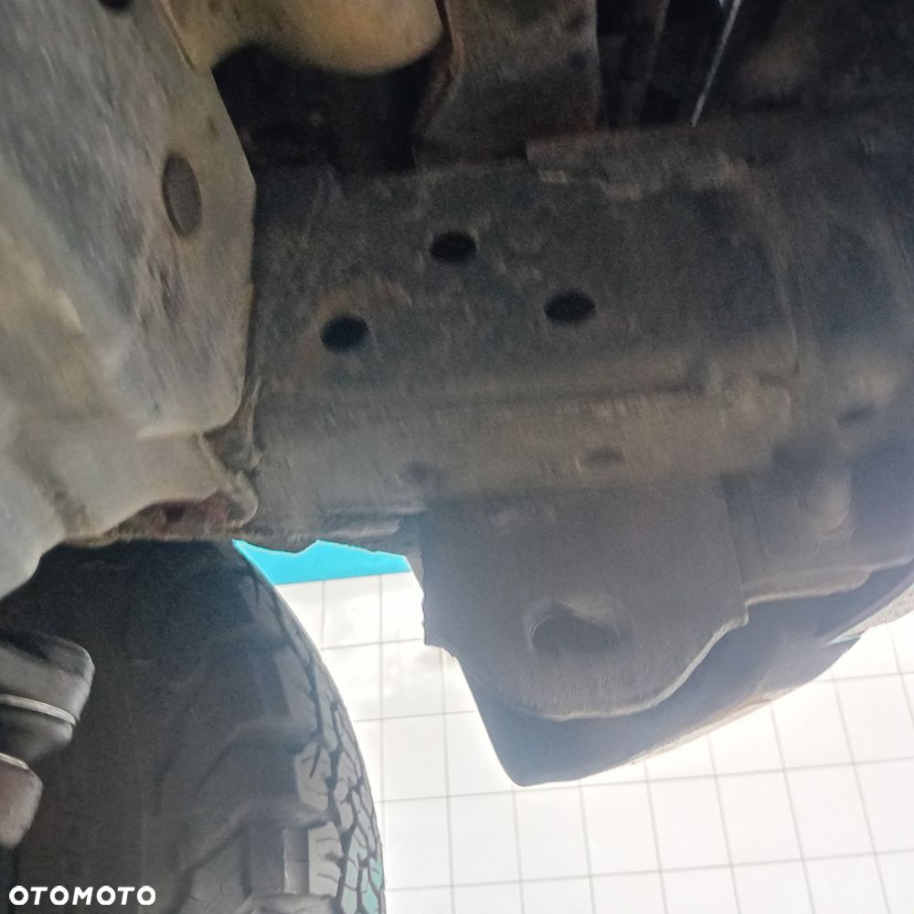Nissan Patrol - 17