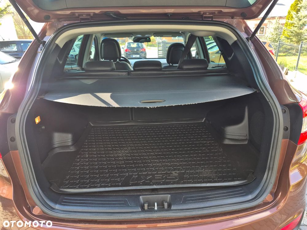 Hyundai ix35 blue 1.6 2WD Finale Gold - 12