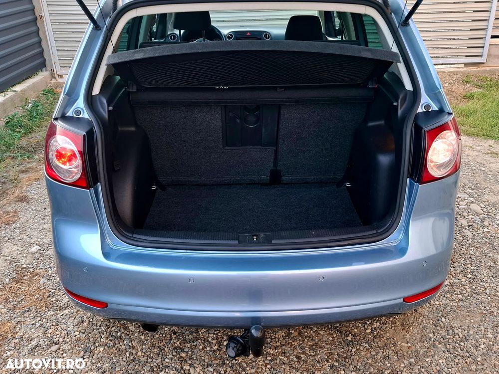 Volkswagen Golf Plus - 10