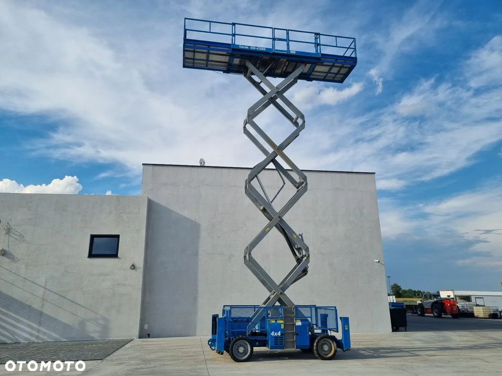 Genie GS-4390 / JLG 4394 RT - 3