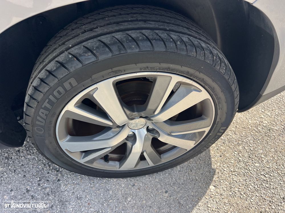 Peugeot 2008 PureTech 110 Stop&Start Crossway - 31