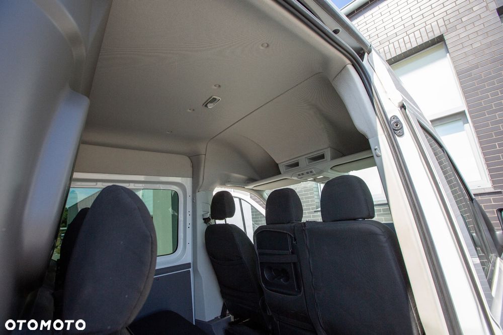 Volkswagen CRAFTER 7-OSÓB *Brygadówka* wersja KRAJOWY - 12