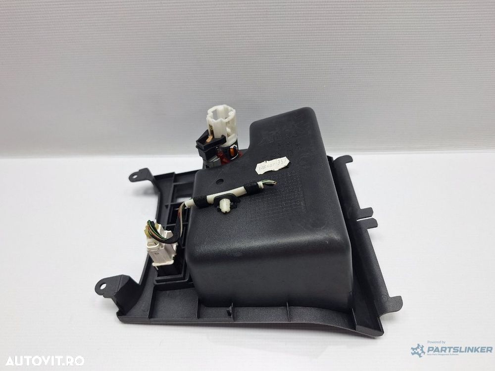 Sertar consola centrala VOLKSWAGEN GOLF V 1K1 2003 - 2009 TDI BKC, BLS, BXE 1K0858329 - 2