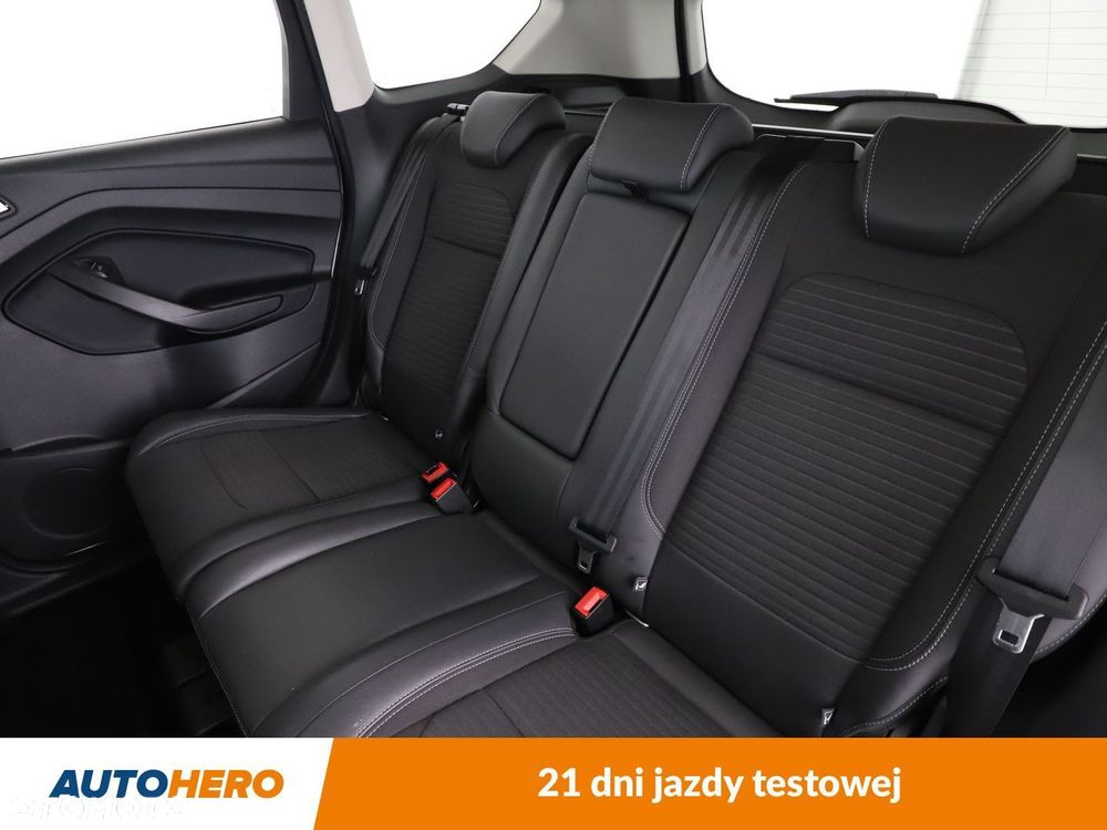 Ford Kuga - 14