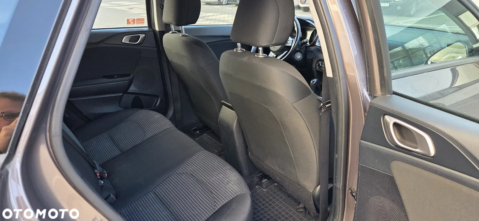 Kia Ceed 1.4 L - 3
