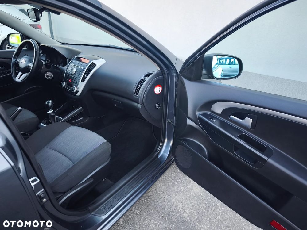 Kia Ceed 1.6 Optimum + - 17