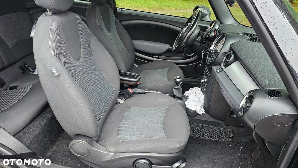 MINI Countryman One D - 22