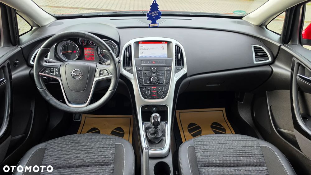 Opel Astra 1.6 Exklusiv - 10