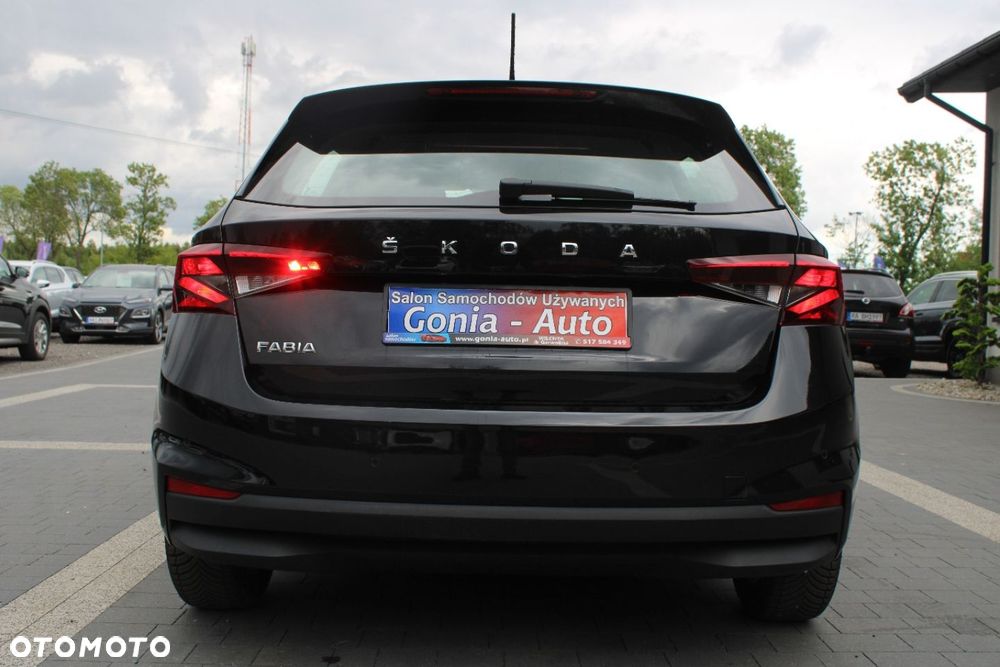 Skoda Fabia - 15