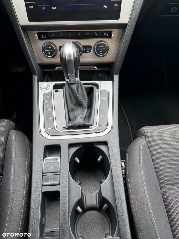 Volkswagen Passat 2.0 TDI BMT SCR Comfortline DSG7 - 28