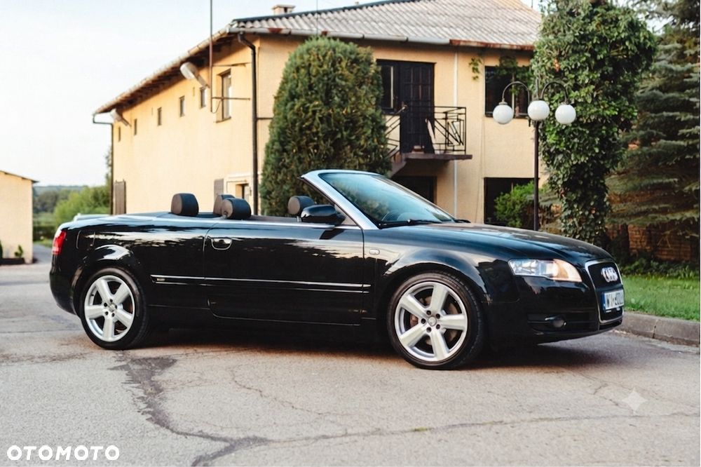 Audi A4 Cabrio 2.0 TFSI multitronic - 4