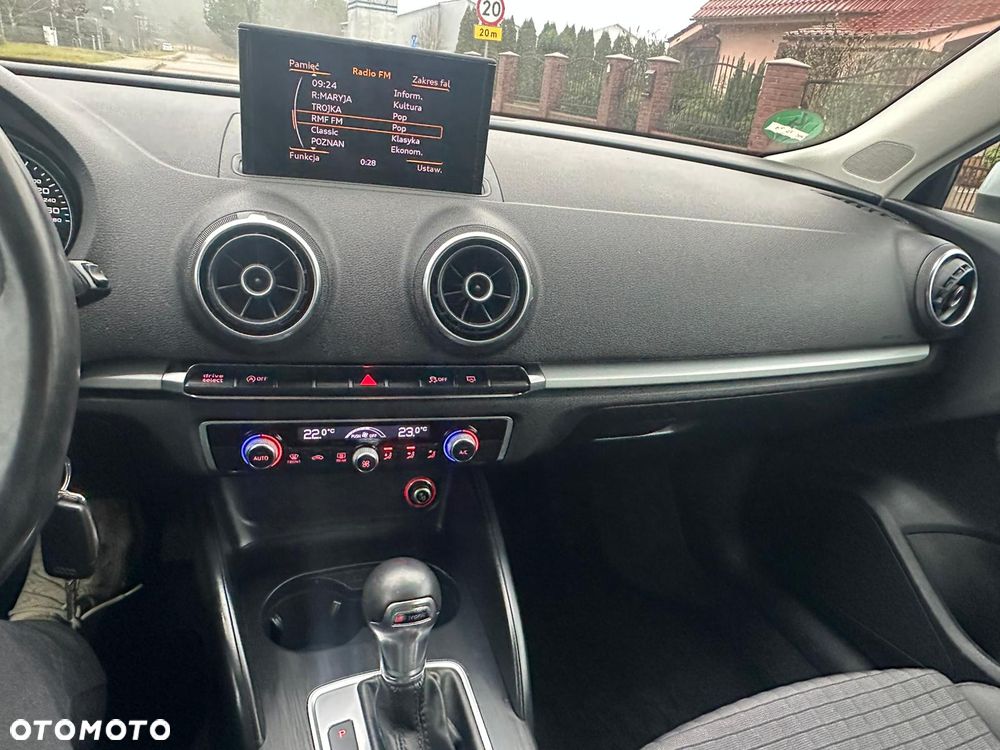 Audi A3 Sportback 1.8 TFSI Ambiente S tronic - 9