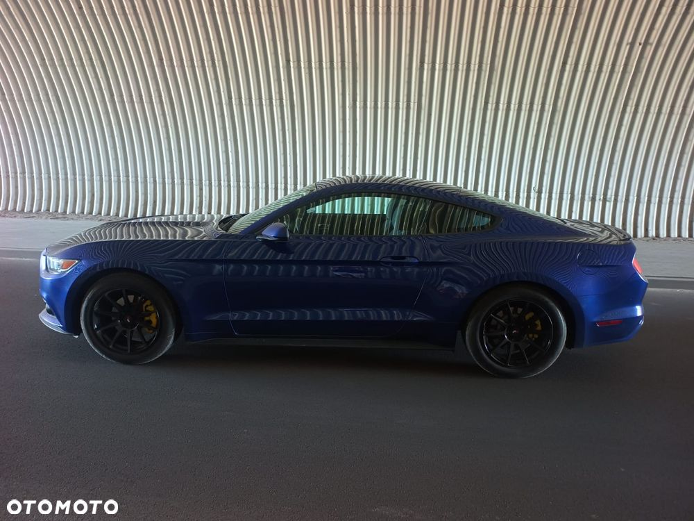 Ford Mustang 3.7 V6 - 13
