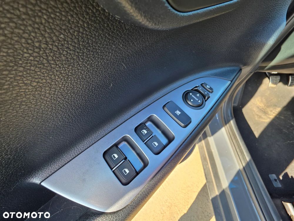 Kia Stonic 1.0 T-GDI OPF Mild Hybrid GT Line - 10