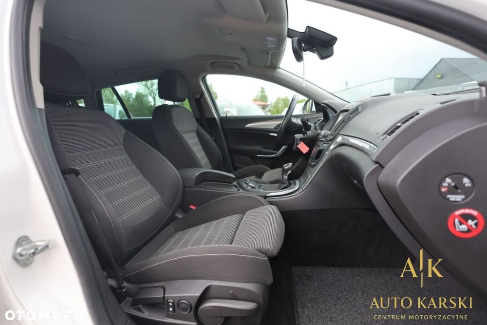Opel Insignia - 13